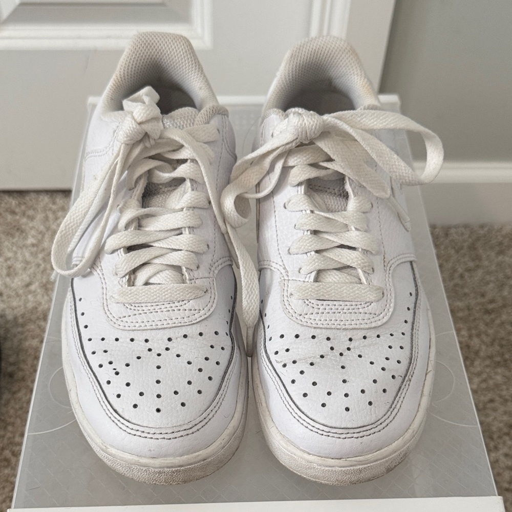 Nike White Women's Sneakers